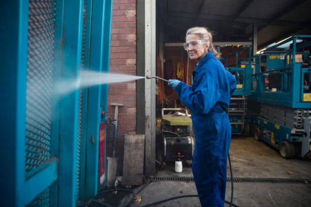 Professional Pressure Washing in Macom, IL